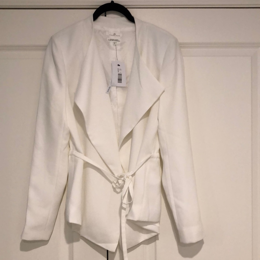 NWT Camber &Grace White Women's Jacket